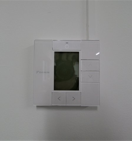 【設備】 | 第8東ビル | 写真は別号室です