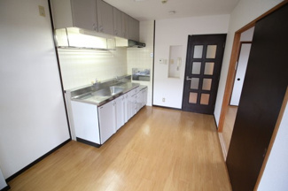 【居間・リビング】