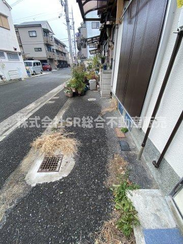 花園西町2丁目中古戸建のその他共用部分|自転車・バイク置けます