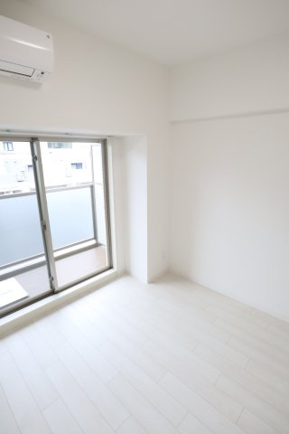 ゼオン大阪EASTの寝室