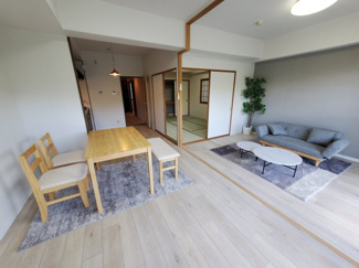 【居間・リビング】 | ノバ学園前3番館