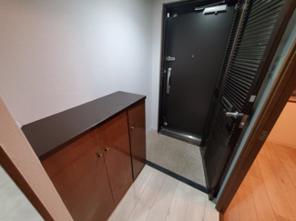 【玄関】 | ノバ学園前3番館