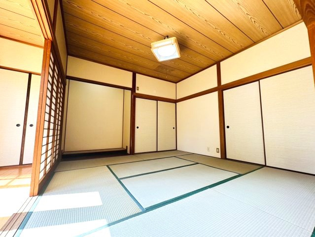 高野台3丁目貸し戸建の和室|和室があると、家にあたたかい雰囲気が生まれます