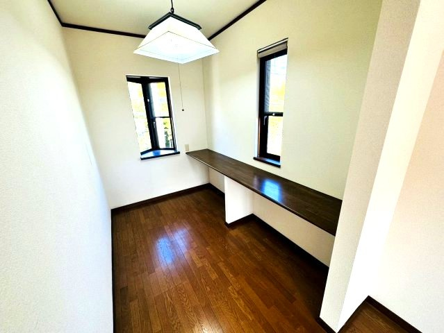 高野台3丁目貸し戸建のその他|3帖の書斎スペースです