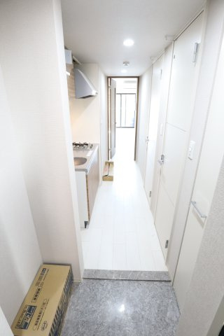 大阪市都島区都島北通１丁目の賃貸マンションの玄関