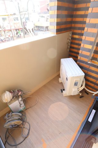 大阪市都島区都島北通１丁目の賃貸マンションのバルコニー
