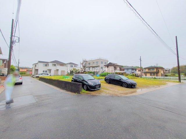 守山区御膳洞2期の前面道路含む現地写真