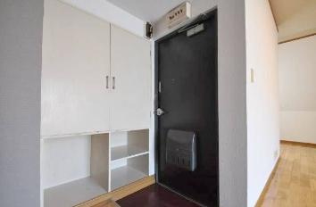 【玄関】 | ポケットハウス | ※同マンション別室の参考写真です