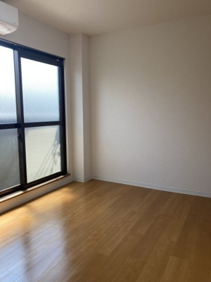 【洋室】 | エスパシオ・コモド | エスパシオ・コモド　２０２号室