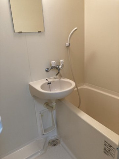 【浴室】 | エスパシオ・コモド | エスパシオ・コモド　２０２号室