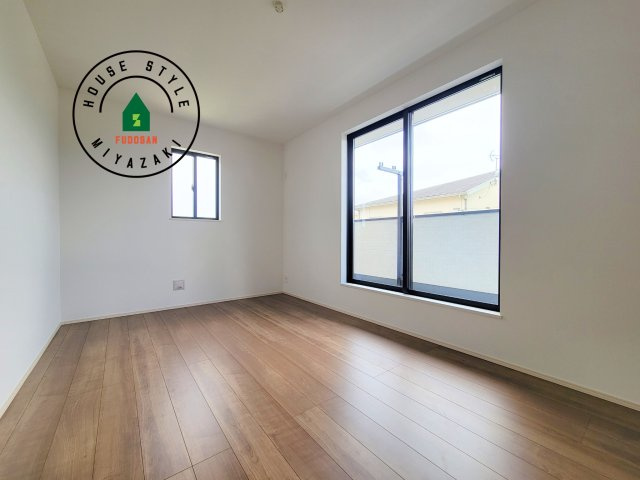 宮崎市島之内9期-5棟（E号棟）の寝室|主寝室には収納力に優れたクローゼットがありますので、お部屋もすっきり片付きます。