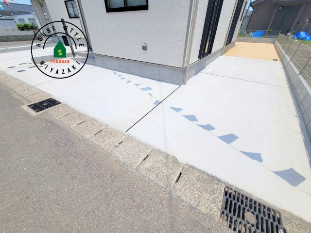 宮崎市島之内9期-5棟（E号棟）の駐車場|駐車場になります。