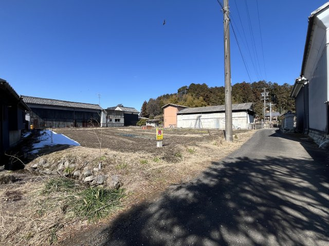 土地　上西郷の前面道路含む現地写真