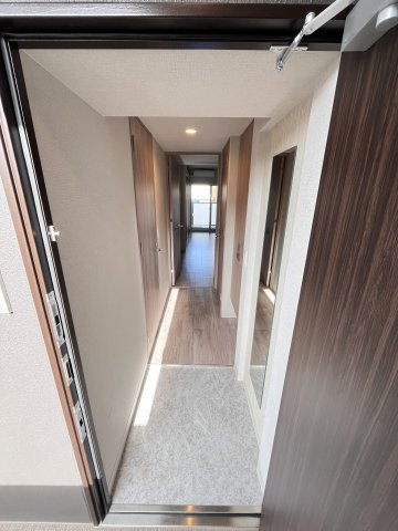 大阪市都島区都島本通３丁目の賃貸マンションの玄関