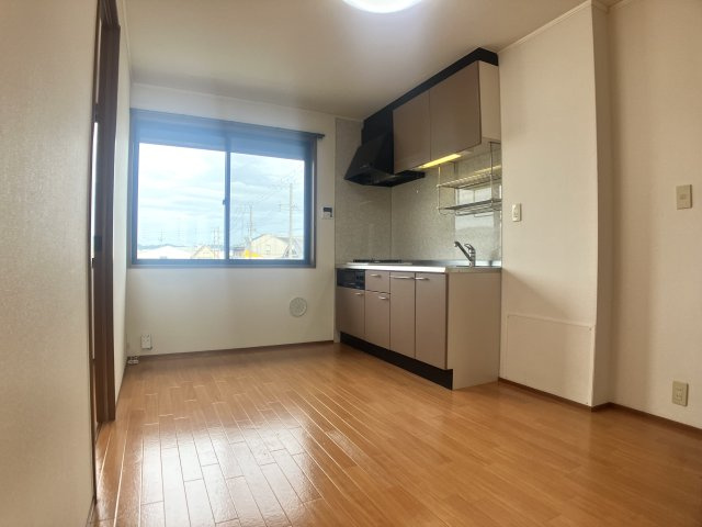 【居間・リビング】 | ANGELUSⅡ | ※同物件、別のお部屋の写真です