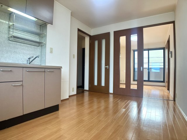 【居間・リビング】 | ANGELUSⅡ | ※同物件、別のお部屋の写真です