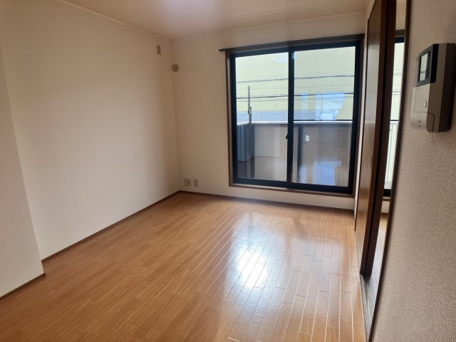 【洋室】 | ANGELUSⅡ | ※同物件、別のお部屋の写真です