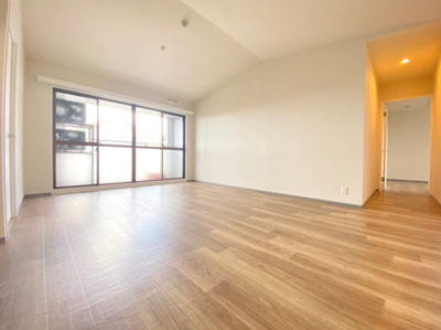 【内装】 | プライムアーク | 内装は落ち着いています