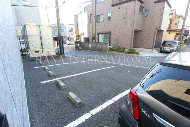 【駐車場】 | メゾンボヌールＣ