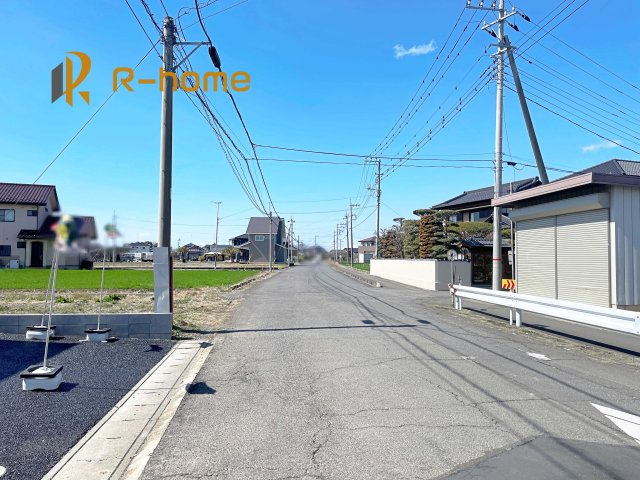 常総市若宮戸第1　新築戸建て　1号棟の前面道路含む現地写真|堂々！建物完成♪実際のお部屋をご見学可能です♪
ご見学が一番の資料！お気軽にお問い合わせ下さい♪
