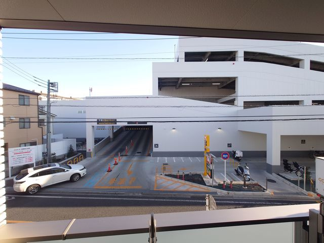 ハウオリ　コートの展望|スーパーが目の前です