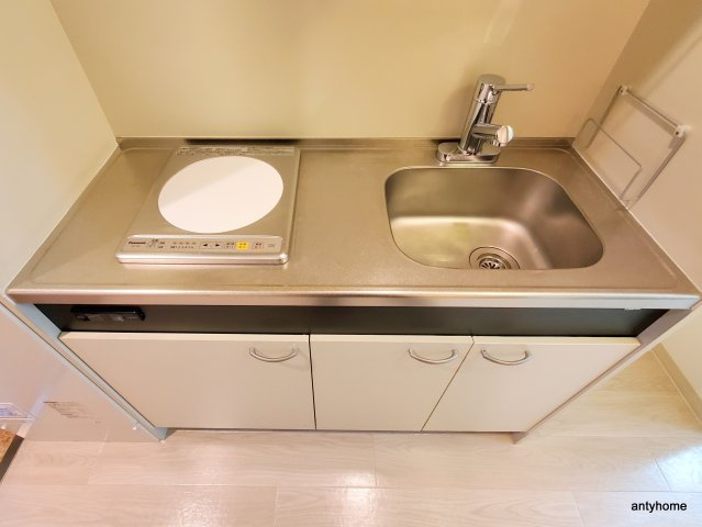 ウイニング・パラ江坂　仲介手数料無料のキッチン