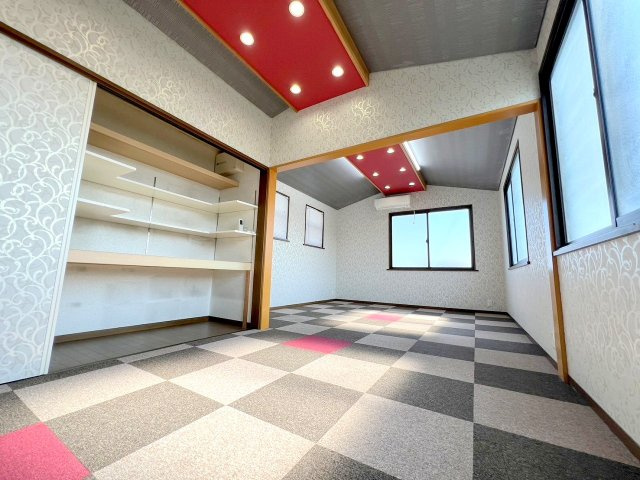 昭島市中神町　中古戸建の洋室|2025年3月撮影