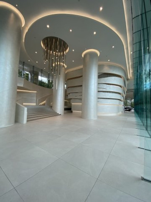 【ロビー】 | THE COURT 神宮外苑