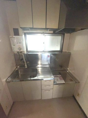 成増４丁目戸建のキッチン