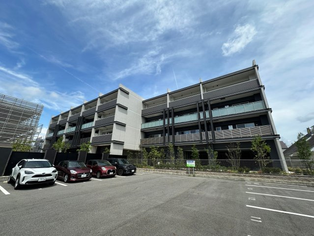 豊田市梅坪町８丁目の賃貸マンション