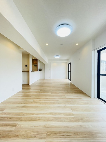 【居間・リビング】 | スワンマンション空港南