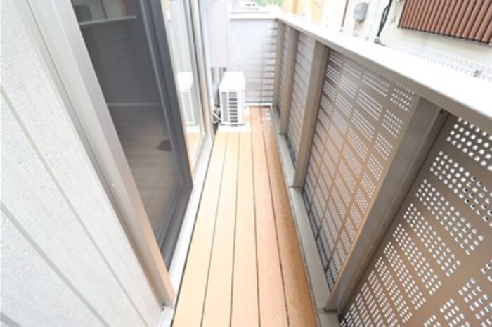 オモトのバルコニー