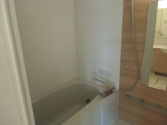 アルバの浴室|追い焚き機能付お風呂