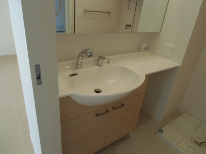 アルバの独立洗面台|洗髪洗面化粧台