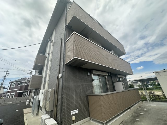 ピュアリスの外観