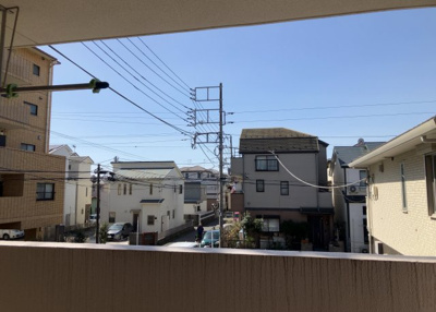 【その他】 | キャッスルマンション相模が丘 | 眺望の良さを楽しめるダイニングキッチンで家族団らんの時間を過ごしてはいかがでしょうか。バルコニーから見える景色を家族で眺める時間は、時間が経つのを忘れてしまいそうですね。是非、現地を見に行きましょう！