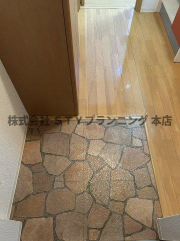 仲介手数料０円！エテルノの玄関