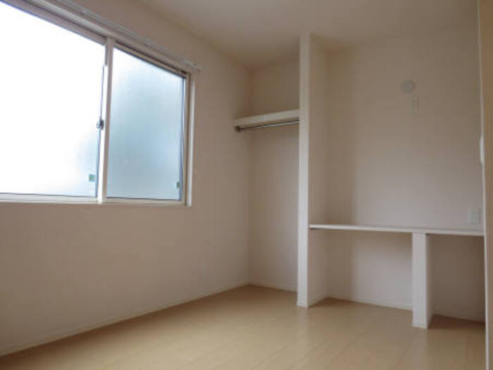 ソレイユ宿の寝室|風通しも良い寝室です☆