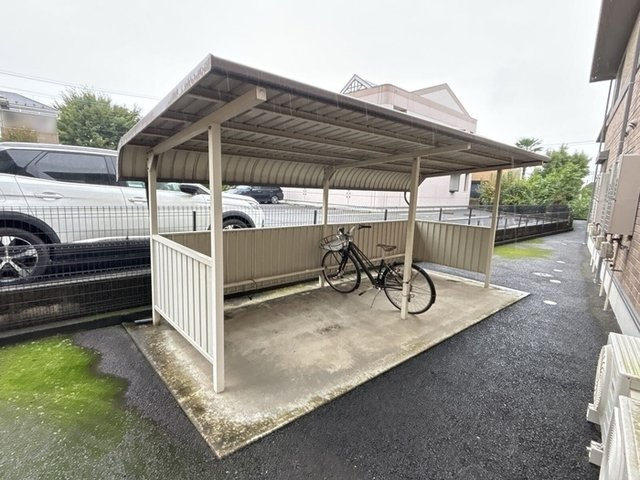 ニューポワール　Ａ/Ｂ/Ｃのその他|駐輪場