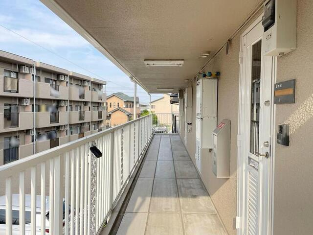 ジュネス山本のエントランス|ロビー