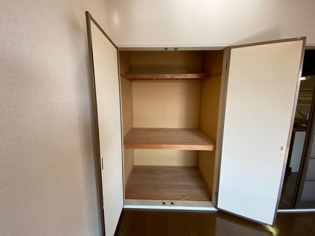 ジュネス山本の収納|クローゼット