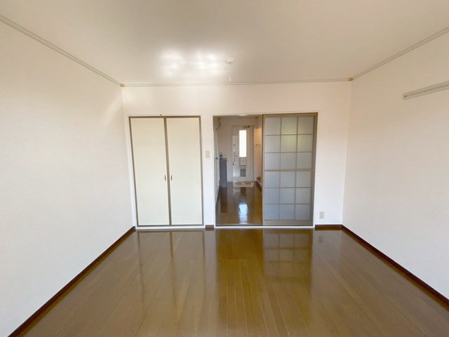 ジュネス山本の内装|洋室