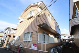 ★外観塗りなおし！おしゃれなオレンジ色です★
