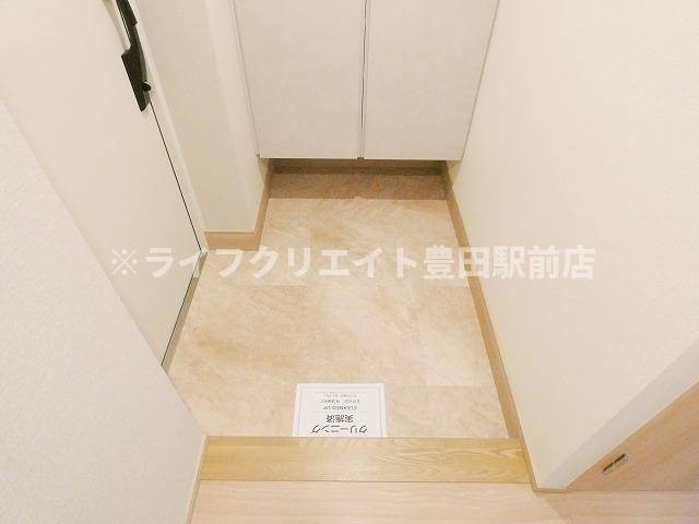 LUXENA八王子寺町の玄関