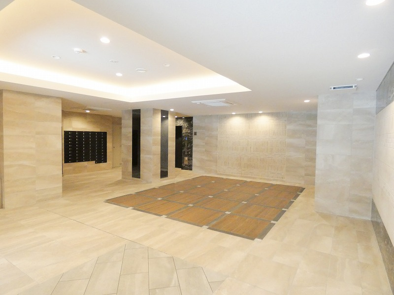 LUXENA八王子寺町のロビー