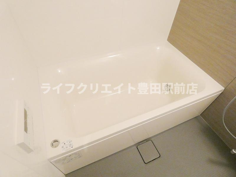 LUXENA八王子寺町の浴室