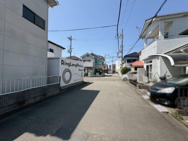 和歌山市田尻　中古戸建の前面道路含む現地写真