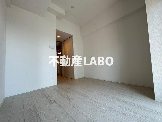 エスリード大阪フェリスの居間・リビング