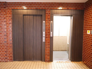 【その他共用部分】 | エレベーター２基で、忙しい時間帯も安心です。