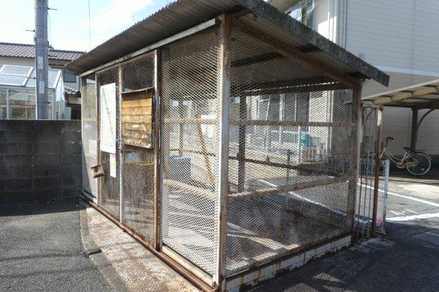 サンシャイン江口Ｃのその他共用部分|敷地内ゴミST